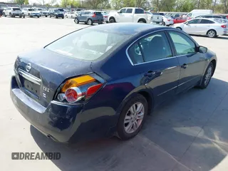 2012 Nissan Altima 2.5 SL with VIN 1N4AL2AP3CC154195, listed as a IAAI auction lot 41832440 with 104,028 mi miles. Bid and sale history available at carsss.com. Image 4.