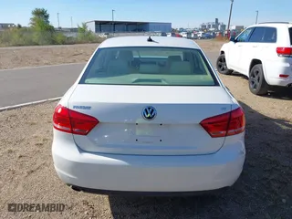 2013 Volkswagen Passat SE with VIN 1VWBP7A39DC008458, listed as a IAAI auction lot 37374231 with 1 mi miles. Bid and sale history available at carsss.com. Image 16.