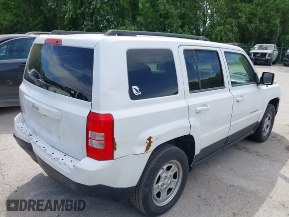 2014 Jeep Patriot Altitude with VIN 1C4NJPBA8ED504989, listed as a IAAI auction lot 42284403 with 196,922 mi miles and . Bid and sale history available at DreamBid. Image 4.