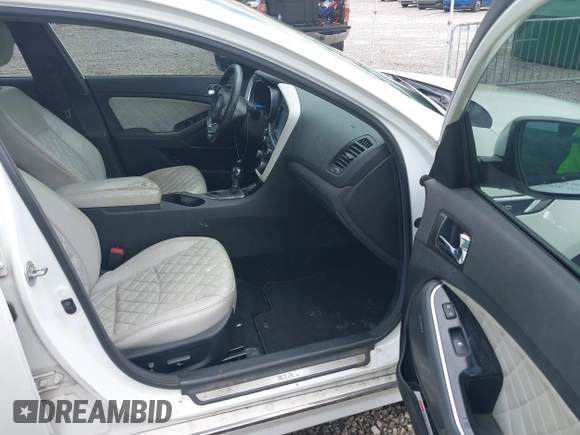 2014 Kia Optima SX Turbo with VIN 5XXGR4A69EG281560, listed as a IAAI auction lot 42366130 with 178,227 mi miles and . Bid and sale history available at DreamBid. Image 5.