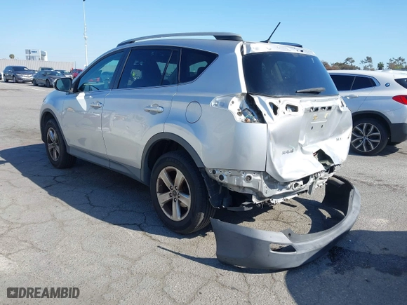 2015 Toyota RAV4 XLE with VIN 2T3WFREV8FW202333, listed as a IAAI auction lot 41993567 with 182,722 mi miles. Bid and sale history available at carsss.com. Image 3.