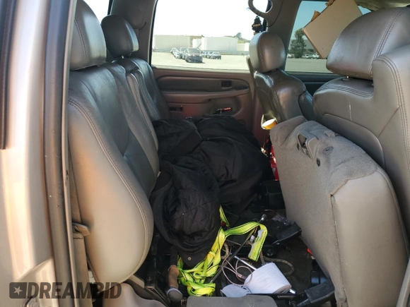 2006 GMC Yukon XL with VIN 1GKFK66U36J134459, listed as a Copart auction lot 55802165 with 277,366 mi miles and Salvage title. Bid and sale history available at DreamBid. Image 11.