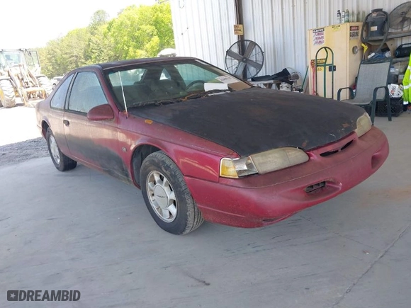 1995 Ford Thunderbird LX with VIN 1FALP62W6SH176090, listed as a IAAI auction lot 42009138 with 114,575 mi miles. Bid and sale history available at carsss.com. Image 1.