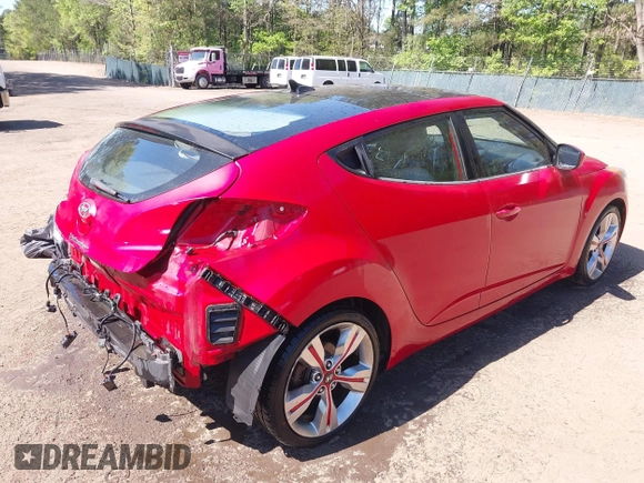 2012 Hyundai Veloster w/Gray Int z VIN KMHTC6AD0CU048339, wystawiony jako IAAI lot #42040008 z przebiegiem 117 895 mil mil oraz . Historia ofert i sprzedaży dostępna na DreamBid. Obrazek 4.