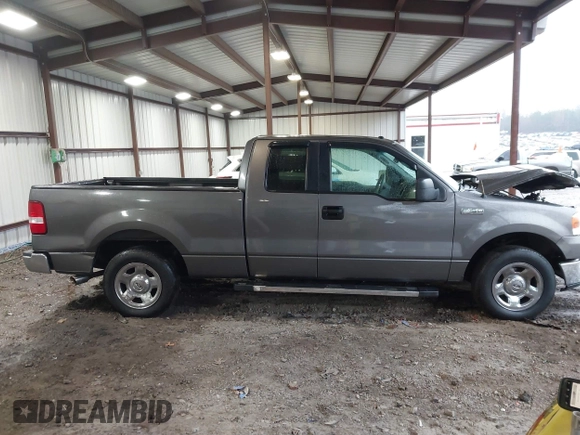 2006 Ford F-150 XL with VIN 1FTPX12V16FB81639, listed as a IAAI auction lot 41568970 with 273,852 mi miles. Bid and sale history available at carsss.com. Image 14.