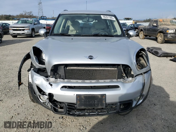 2012 MINI Countryman S with VIN WMWZC5C54CWL59076, listed as a Copart auction lot 48201505 with 172,253 mi miles and Salvage Title. Bid and sale history available at DreamBid. Image 5.