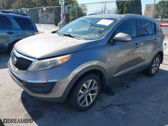 2014 Kia Sportage LX with VIN KNDPB3AC4E7568432, listed as a IAAI auction lot 41670109 with 182,521 mi miles. Bid and sale history available at carsss.com. Image 17.