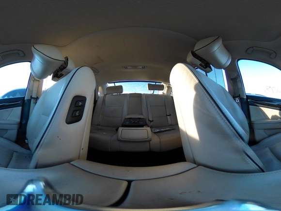 2014 Hyundai Equus Signature with VIN KMHGH4JH2EU083333, listed as a IAAI auction lot 41456178 with 111,929 mi miles and . Bid and sale history available at DreamBid. Image 19.