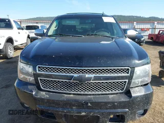2012 Chevrolet Suburban LTZ with VIN 1GNSKKE74CR324578, listed as a IAAI auction lot 42129334 with 182,655 mi miles. Bid and sale history available at carsss.com. Image 12.