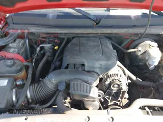 2007 Chevrolet Silverado 1500 1LT with VIN 3GCEC13J87G534182, listed as a IAAI auction lot 42208270 with 204,870 mi miles and . Bid and sale history available at DreamBid. Image 10.