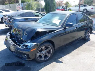 2013 BMW 3 Series 320i с VIN WBA3B1C57DK128344, выставлен на аукционе IAAI как лот 42259273 с пробегом 105 213 миль миль и . История ставок и продаж доступна на DreamBid. Изображение 17.