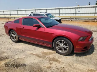 2014 Ford Mustang V6 z VIN 1ZVBP8AM9E5295336, wystawiony jako Copart lot #60023635 z przebiegiem 81 855 mil mil oraz Szkoda całkowita • Salvage title. Historia ofert i sprzedaży dostępna na DreamBid. Obrazek 4.