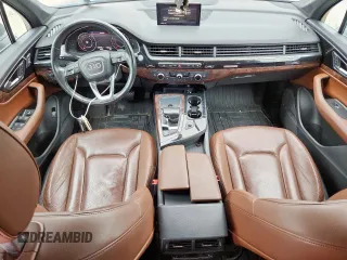 2017 Audi Q7 Premium Plus with VIN WA1LAAF71HD025184, listed as a Copart auction lot 63401355 with 109,933 mi miles and Clean title. Bid and sale history available at DreamBid. Image 8.
