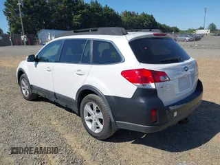 2013 Subaru Outback 2.5i Premium with VIN 4S4BRBCC9D3266732, listed as a IAAI auction lot 42146112 with 236,001 mi miles. Bid and sale history available at carsss.com. Image 3.