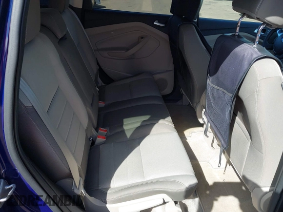 2014 Ford Escape SE with VIN 1FMCU0GXXEUB72956, listed as a IAAI auction lot 41529805 with 59,890 mi miles. Bid and sale history available at carsss.com. Image 8.