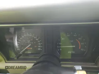 1982 Chevrolet Corvette z VIN 1G1AY0780C5109728, wystawiony jako Copart lot #55628315 z przebiegiem 61 806 mil mil oraz Szkody całkowita. Historia ofert i sprzedaży dostępna na DreamBid. Obrazek 9.