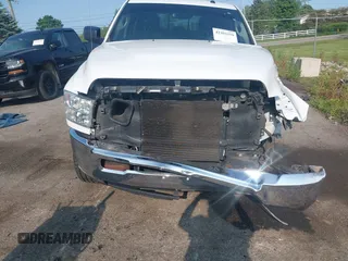 2016 Ram 2500 Big Horn with VIN 3C6UR5DL3GG308608, listed as a IAAI auction lot 42393359 with 180,610 mi miles and . Bid and sale history available at DreamBid. Image 6.