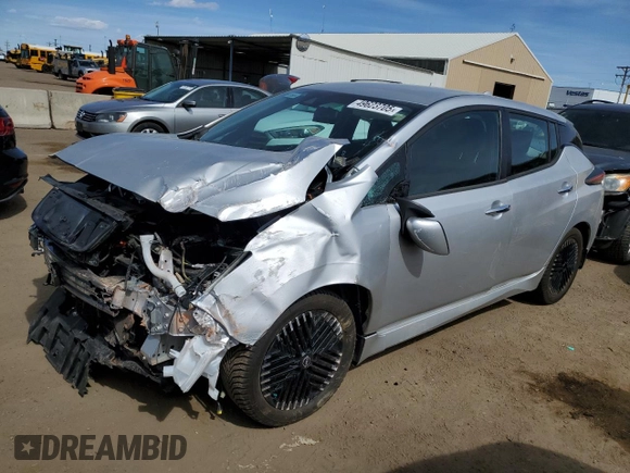 2024 Nissan LEAF SV Plus z VIN 1N4CZ1CV6RC555505, wystawiony jako Copart lot #49623705 z przebiegiem 31 272 mil mil oraz Szkoda całkowita • Salvage title. Historia ofert i sprzedaży dostępna na DreamBid. Obrazek 1.