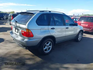 2002 BMW X5 3.0i with VIN 5UXFA53552LP28490, listed as a IAAI auction lot 42120379 with 137,272 mi miles. Bid and sale history available at carsss.com. Image 4.