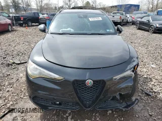 2019 Alfa Romeo Stelvio Ti with VIN ZASPAKBN3K7C55789, listed as a Copart auction lot 51557835 with 105,118 mi miles and Salvage title. Bid and sale history available at DreamBid. Image 5.