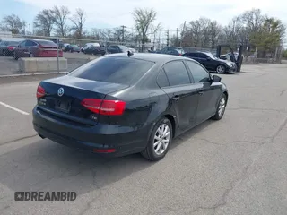 2015 Volkswagen Jetta Sedan 1.8T SE with VIN 3VWD17AJ0FM218263, listed as a IAAI auction lot 42083017 with 194,850 mi miles. Bid and sale history available at carsss.com. Image 4.