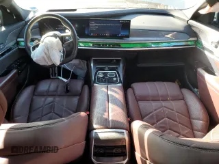 2023 BMW 7 Series 740i z VIN WBA23EH01PCM40901, wystawiony jako Copart lot #75846624 z przebiegiem 27 803 mil mil oraz Szkoda całkowita • Salvage title. Historia ofert i sprzedaży dostępna na DreamBid. Obrazek 8.