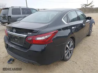 2017 Nissan Altima 2.5 SR with VIN 1N4AL3AP5HC475622, listed as a IAAI auction lot 41510202 with 132,074 mi miles. Bid and sale history available at carsss.com. Image 4.