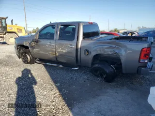 2009 GMC Sierra 1500 with VIN 3GTEC23389G192789, listed as a Copart auction lot 84912224 with 172,642 mi miles and Salvage Title. Bid and sale history available at DreamBid. Image 2.