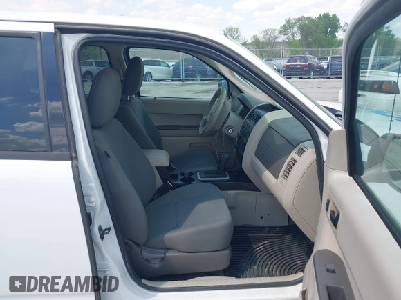 2011 Ford Escape XLS with VIN 1FMCU0C73BKB27886, listed as a IAAI auction lot 42259185 with 198,602 mi miles and . Bid and sale history available at DreamBid. Image 5.