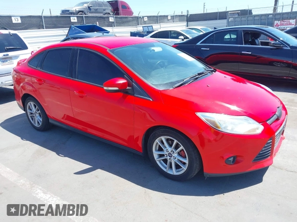 2014 Ford Focus SE with VIN 1FADP3F28EL323912, listed as a IAAI auction lot 42158398 with 161,288 mi miles and . Bid and sale history available at carsss.com. Image 1.
