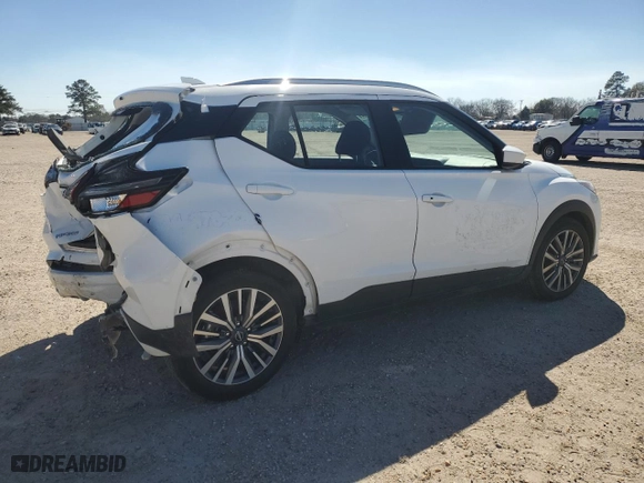 2024 Nissan Kicks SV with VIN 3N1CP5CV1RL470229, listed as a Copart auction lot 47281555 with 28,620 mi miles and Salvage Title. Bid and sale history available at carsss.com. Image 3.