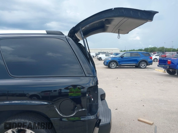 2006 Cadillac Escalade with VIN 1GYEC63NX6R148341, listed as a IAAI auction lot 42603913 with 219,673 mi miles and . Bid and sale history available at DreamBid. Image 19.
