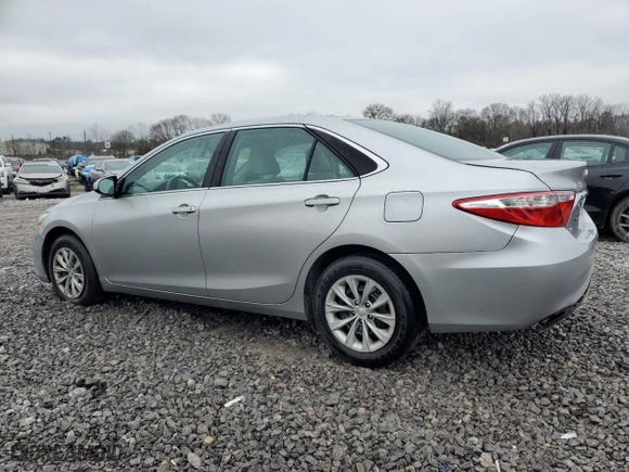 2015 Toyota Camry XLE with VIN 4T1BF1FK2FU991446, listed as a Copart auction lot 45022015 with 168,298 mi miles and Salvage Title. Bid and sale history available at carsss.com. Image 2.