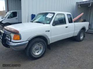 1993 Ford Ranger Splash with VIN 1FTDR15XXPPA92156, listed as a IAAI auction lot 42046287 with 261,220 mi miles. Bid and sale history available at carsss.com. Image 2.