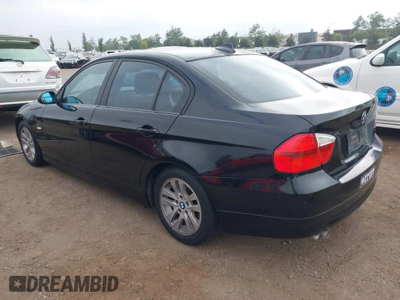 2007 BMW 3 Series 328i with VIN WBAVC53517FZ80487, listed as a IAAI auction lot 42643410 with 225,942 mi miles and . Bid and sale history available at DreamBid. Image 3.
