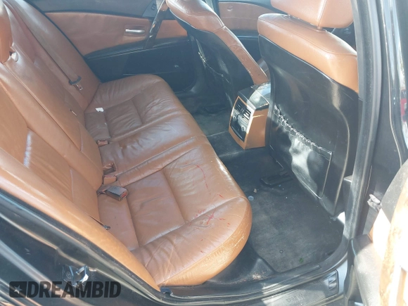 2007 BMW 5 Series 525i with VIN WBANE53517CW62137, listed as a IAAI auction lot 41163353 with 224,428 mi miles and . Bid and sale history available at carsss.com. Image 8.
