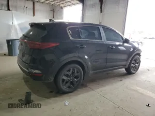 2022 Kia Sportage LX with VIN KNDPMCAC2N7998213, listed as a Copart auction lot 51130225 with 33,555 mi miles and Salvage Title. Bid and sale history available at carsss.com. Image 3.