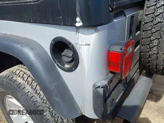 2006 Jeep Wrangler X with VIN 1J4FA39S16P787614, listed as a IAAI auction lot 41992315 with 61,788 mi miles. Bid and sale history available at carsss.com. Image 14.