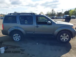 2006 Nissan Pathfinder SE z VIN 5N1AR18W66C674102, wystawiony jako IAAI lot #41984100 z przebiegiem 274 803 mil mil oraz . Historia ofert i sprzedaży dostępna na DreamBid. Obrazek 13.