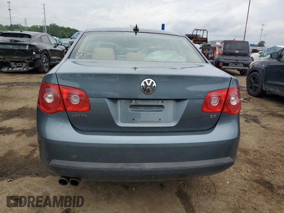2006 Volkswagen Jetta 2.5L z VIN 3VWSF71K86M796788, wystawiony jako Copart lot #62828485 z przebiegiem 140 523 mil mil oraz Szkoda całkowita • Salvage title. Historia ofert i sprzedaży dostępna na DreamBid. Obrazek 6.