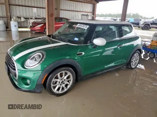 2021 MINI Hardtop Oxford Edition z VIN WMWXR3C05M2M99273, wystawiony jako Copart lot #60653075 z przebiegiem 10 363 mil mil oraz Szkoda całkowita • Salvage title. Historia ofert i sprzedaży dostępna na DreamBid. Obrazek 1.