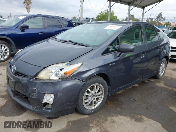 2010 Toyota Prius II with VIN JTDKN3DU8A0226653, listed as a IAAI auction lot 42074156 with 236,589 mi miles. Bid and sale history available at carsss.com. Image 2.