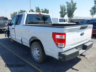 2022 Ford F-150 XL z VIN 1FTEX1CP3NKF26053, wystawiony jako IAAI lot #40372191 z przebiegiem Nie podano mil oraz . Historia ofert i sprzedaży dostępna na DreamBid. Obrazek 3.