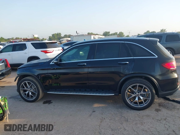2022 Mercedes-Benz GLC 300 with VIN W1N0G8DB9NV374065, listed as a IAAI auction lot 42189616 with 42,296 mi miles and . Bid and sale history available at DreamBid. Image 15.