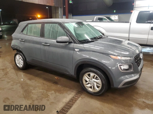 2024 Hyundai Venue SE with VIN KMHRB8A32RU306238, listed as a Copart auction lot 84162244 with 9,637 mi miles and Salvage Title. Bid and sale history available at DreamBid. Image 4.