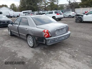 2005 Hyundai XG with VIN KMHFU45E55A424894, listed as a IAAI auction lot 41314611 with 158,408 mi miles. Bid and sale history available at carsss.com. Image 3.