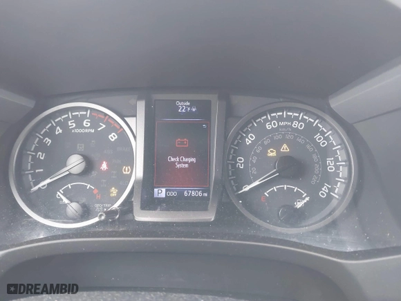 2020 Toyota Tacoma 4WD SR5 with VIN 3TMCZ5AN6LM306311, listed as a IAAI auction lot 41220025 with 67,806 mi miles. Bid and sale history available at carsss.com. Image 7.
