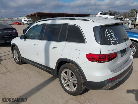 2020 Mercedes-Benz GLB with VIN W1N4M4GB8LW033312, listed as a IAAI auction lot 41488575 with 108,682 mi miles. Bid and sale history available at carsss.com. Image 3.