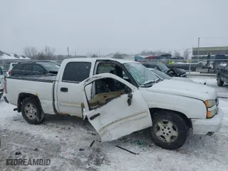 2006 Chevrolet Silverado 1500 LT1 with VIN 2GCEC13T361144888, listed as a IAAI auction lot 41284010 with 308,066 mi miles. Bid and sale history available at carsss.com. Image 13.