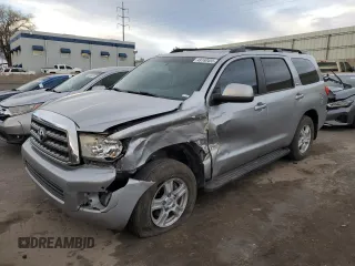 2016 Toyota Sequoia SR5 with VIN 5TDBW5G16GS136367, listed as a Copart auction lot 49160455 with 166,533 mi miles and Salvage Title. Bid and sale history available at carsss.com. Image 1.